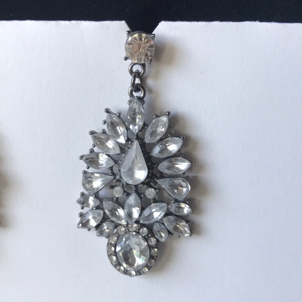 Walmart clear rhinestone earrings - Picture 3 of 7